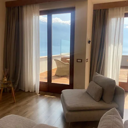 Aparthotel Dalco & 4*