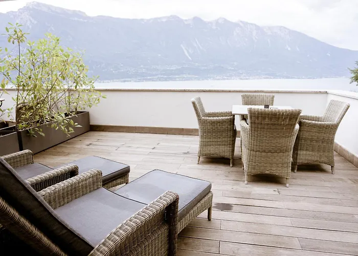 Dalco & Aparthotel Limone sul Garda